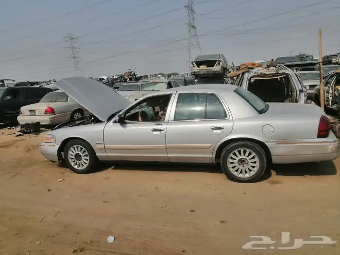 فورد 2010 مصدوم مكينه قير دفرنس شرط للبيع قطع غيار فقط 2