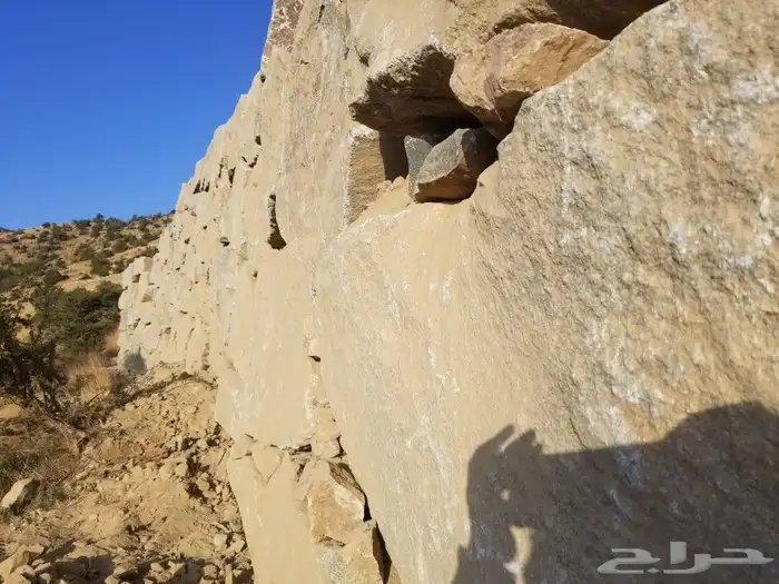 مقاول ومعلم حجر كبير بكلين الجوال 9
