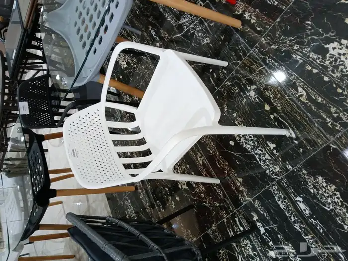 طاولات وكراسي خارجيه فايبر 4