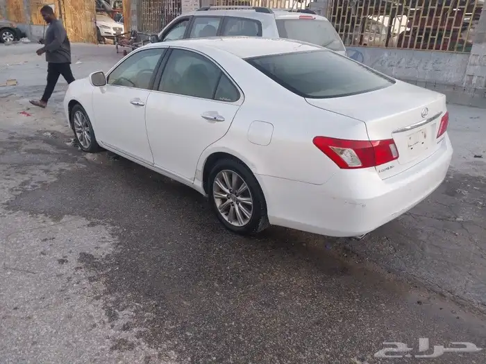 لكزيس ES 350 2007 تشليح قطع غيار فقط محركات سليمه ونظيفه 3