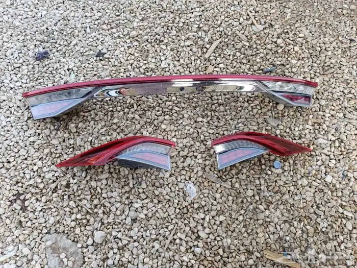 اسطبات ازيرا خلفي 2021-2022-2023 3