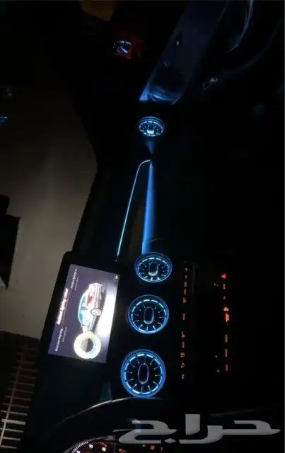 شاشة مرسيدس C200 9