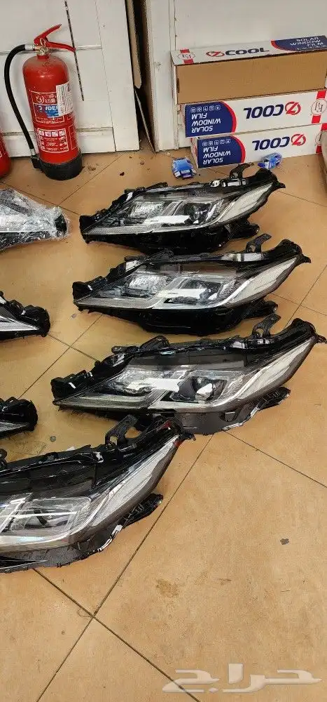 شمعات كامري 2023 و 2018 الاصلي وكالة 3