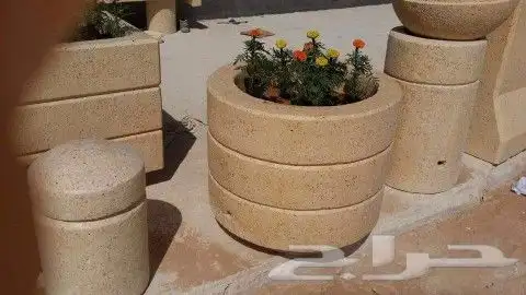 حواجز خرسانيه وقواعد اعمده ومناهل ومستلزمات حدائق 8