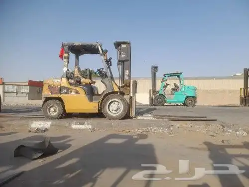 للتاجير جميع انواع المعدات روافع شوكيه كرينات بجميع احجامه 8