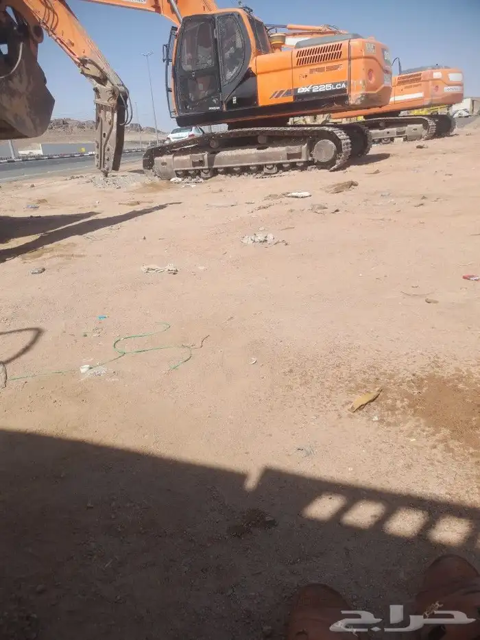 بوكلين ايجار دقاق بكت يوميات مقاولات قطوعه 0