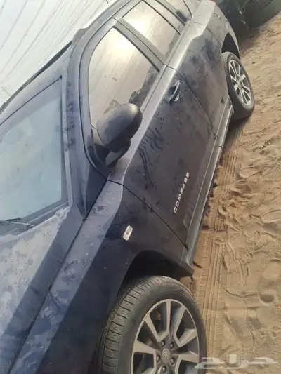 قطع غيار جيب شروكي كمباس 2013 4