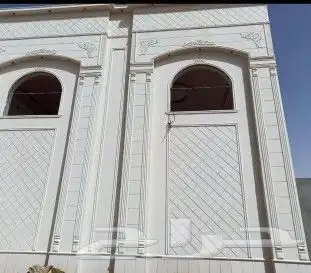 معلم ديكورات خارجيه ملونه تصميم حجر توصل عل رقم 1