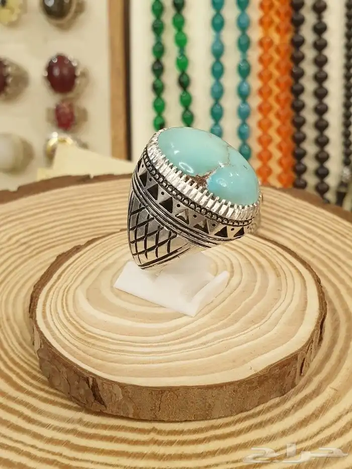 خاتم فيروز نيشابوري قبه فاخر ولون مميز 3