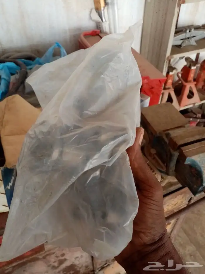 قطع غيار ميتسوبيشي جالنت 8