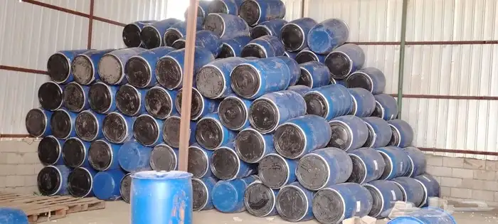 براميل ماء او لتخرين المواد الغذائيه او لتخزين حب العلف 5