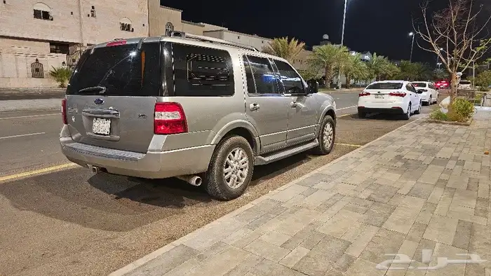 فورد اكسبديشن 2009 سعودي 3