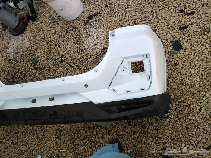 يوجد لدينا قطع تيوتا رايز (صدامات رفارف  شمعات) 4