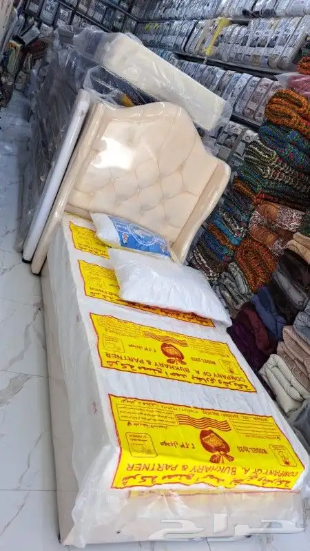 سراير مراتب اسره خشب وحديد ونفر ونفرين مفارش وبطانيات مخدات 1