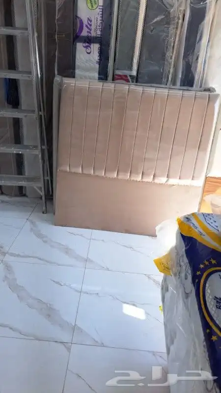 سراير مراتب اسره خشب وحديد ونفر ونفرين مفارش وبطانيات مخدات 5