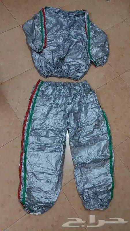 بدله تخسيس لم تستخدم وطقم رياضي للمطر حذاء رياضي 3