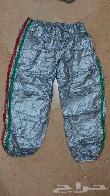 بدله تخسيس لم تستخدم وطقم رياضي للمطر حذاء رياضي 2