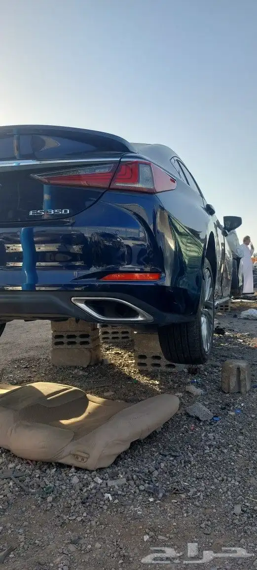 قطع غيار لكزس ES 2020 11