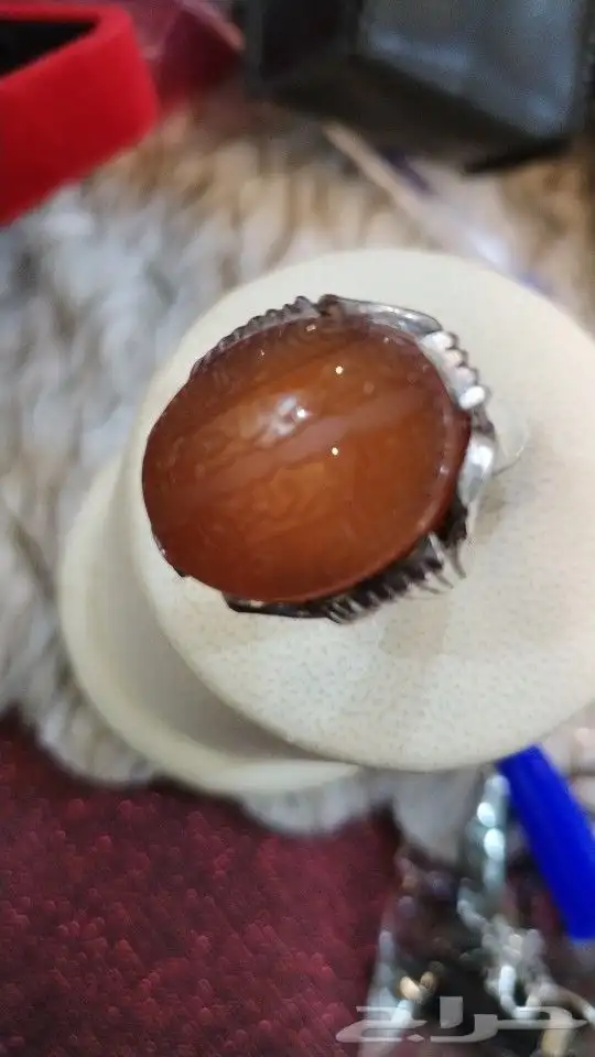 عقيق يماني مزعفر منقوش 0