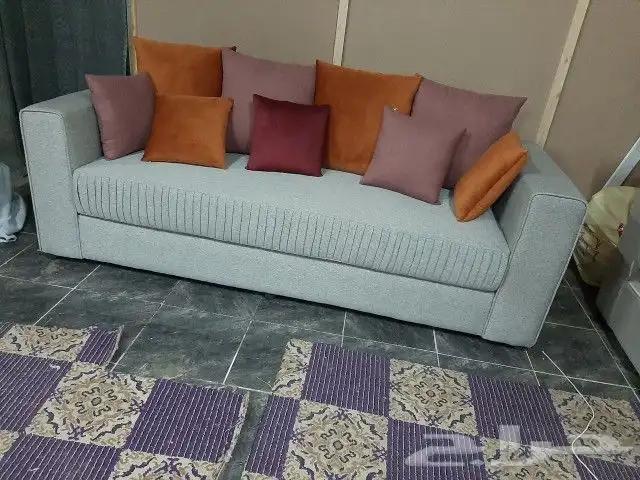 تنجيد وتفصيل جميع انوع الكنب و المجالس و الستائر والمفروشات 30