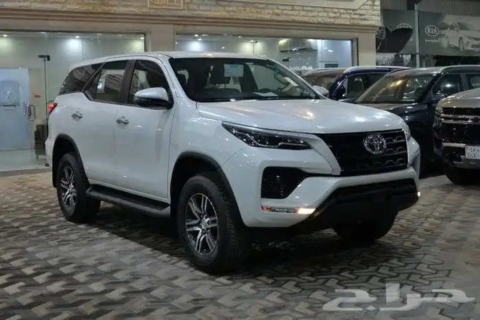 تويوتا فورشنر GX 2024بدون دبل بنزين السعر 116000 2