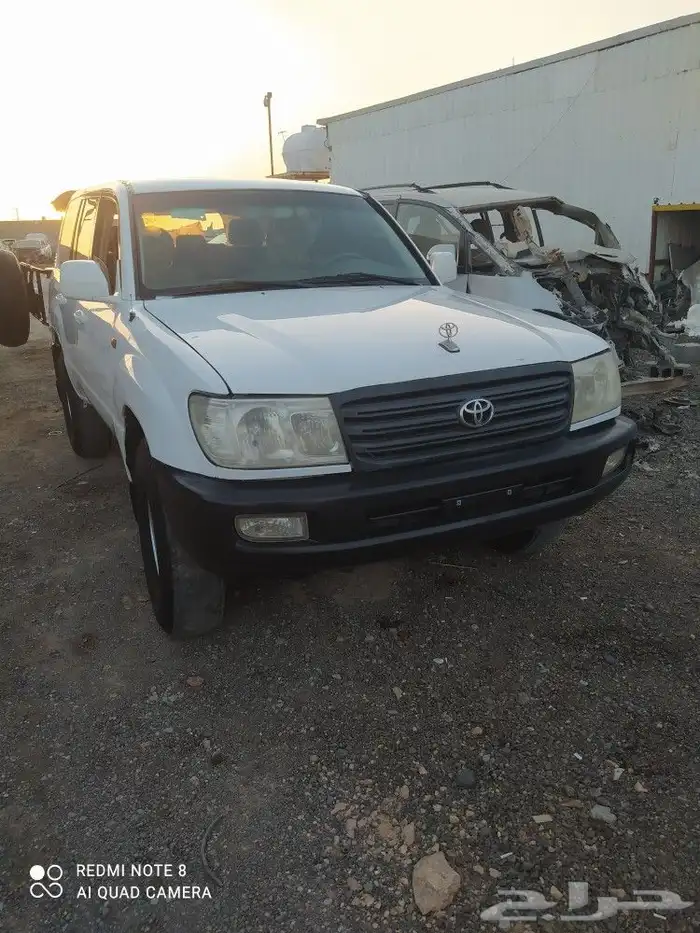 جيب لاندكروزر 2004 3