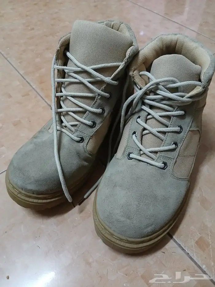 بدله تخسيس لم تستخدم وطقم رياضي للمطر حذاء رياضي 4