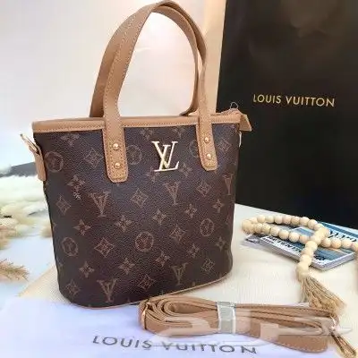 شنط ماركات 23