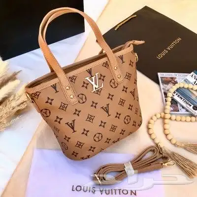 شنط ماركات 24