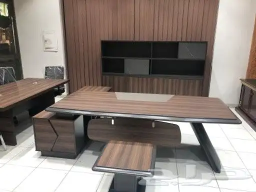 مكاتب 8