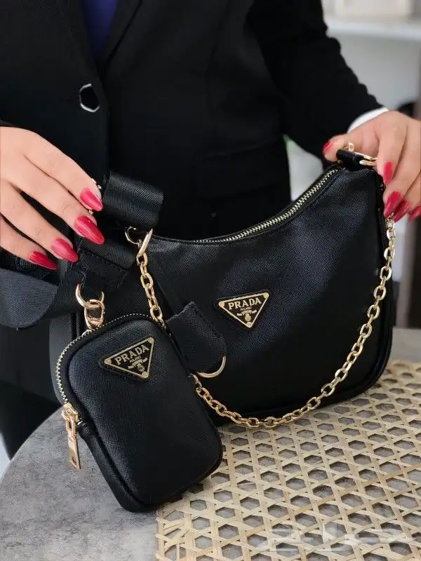 شنط ماركات 27