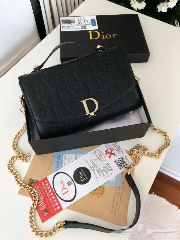 شنط ماركات 0