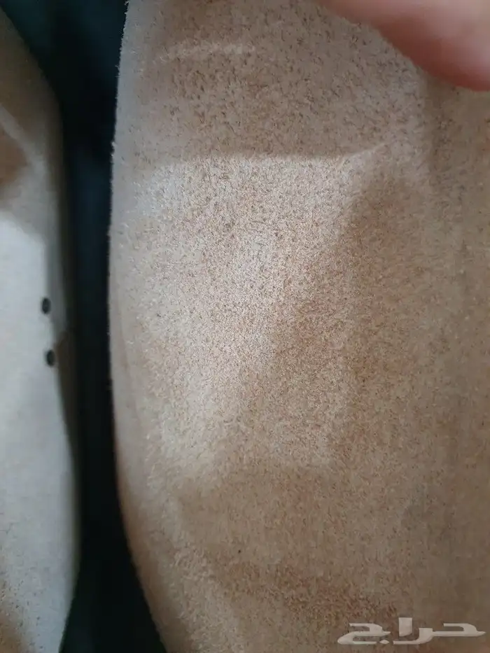 شنطه نسائيه مميزه مصنوعه من الجلد شبه جديده 4