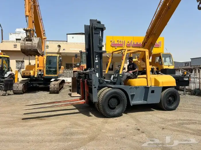 رافعه شوكيه تحميل وتنزيل للتأجير مشاوي بجميع الاطنان10طن3طن 8