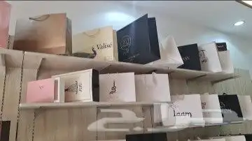 مطابع تنفيذ وتصميم ستيكر سيارات اكياس بوكسات ستيكر اكياس قه 5