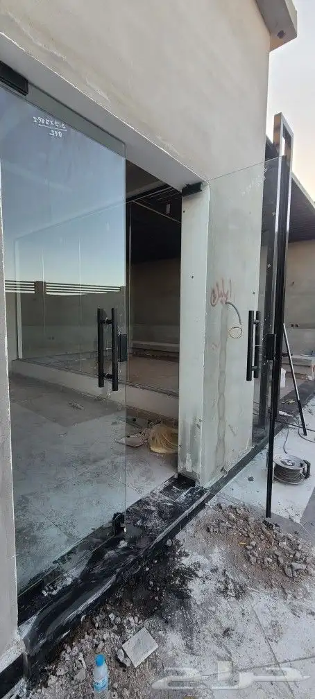 ابو عمر للزجاج والسكوريت 9