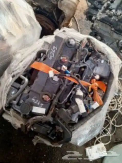 مكاين تويوتا كامري وهايلوكس 2010 1