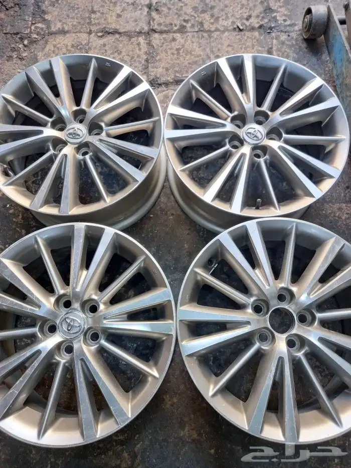 جنوط كورولا موديل 2016مقاس16 اصلي وكاله 0