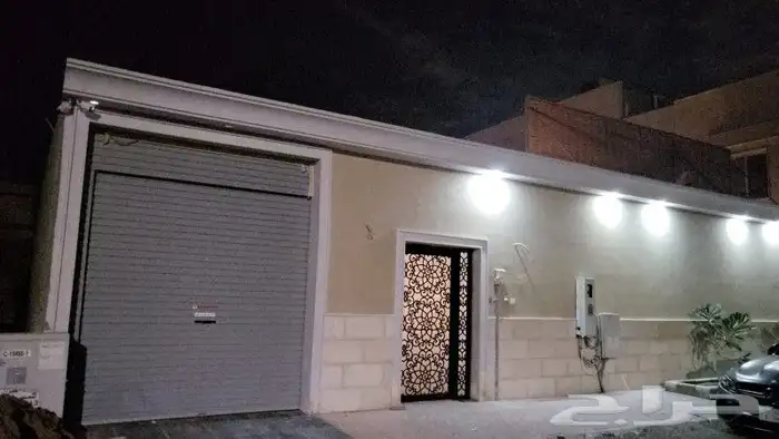 مركز عدنان للالمنيوم والحديد 1