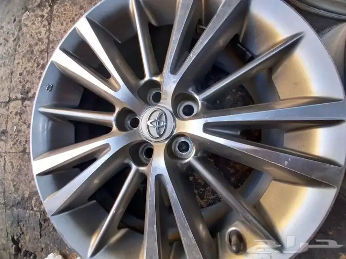 جنوط كورولا موديل 2016مقاس16 اصلي وكاله 1