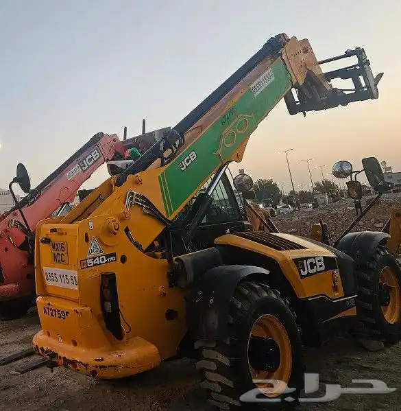 رافعات للايجار جي سي بي رافعات شوكيه تلي هندر 6