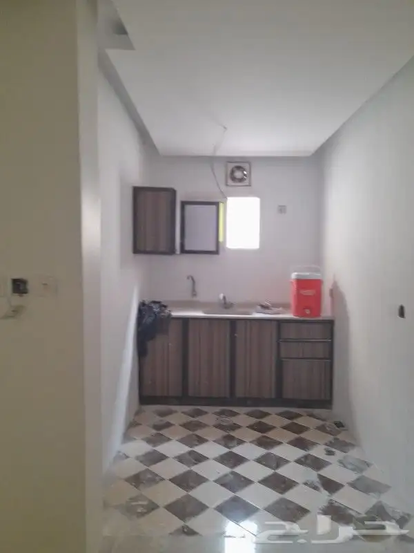 عازل اسطح مانع تسرب المياه 2