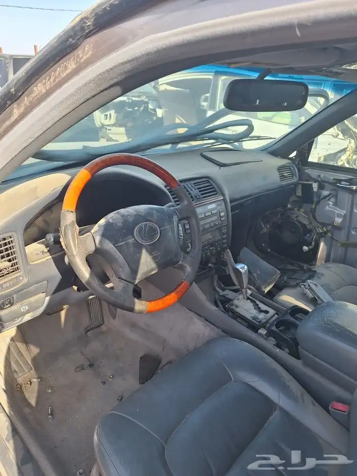 قطع غيار لكزس 1999 LS400 2