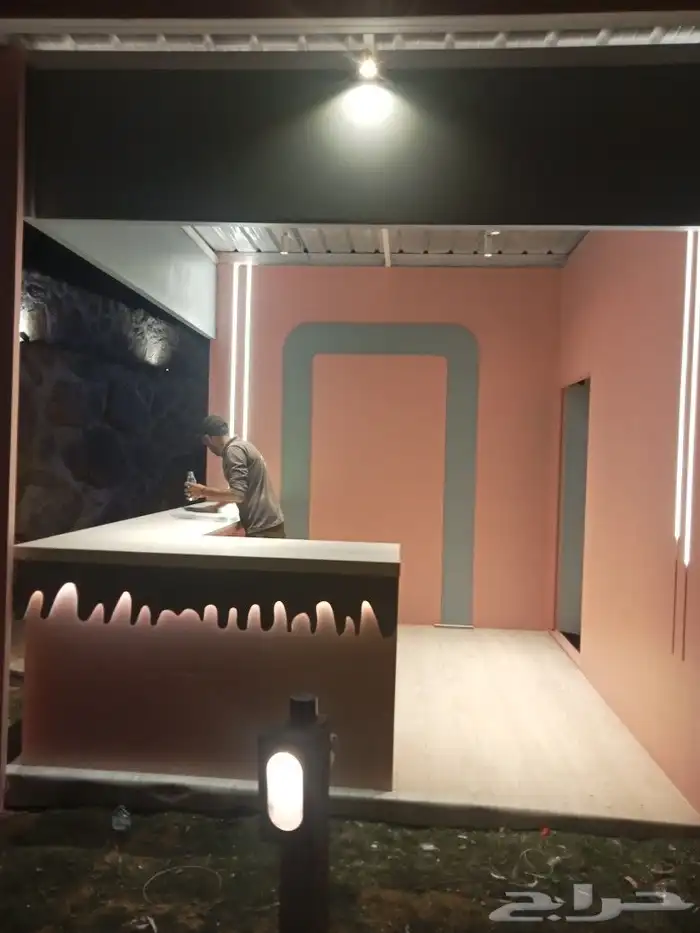 كهربائي منازل ومحلات تجارية وكل أعمل الصيانه ولديه سيارة 2