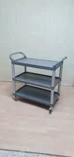 عربيات تقديم طعام 8