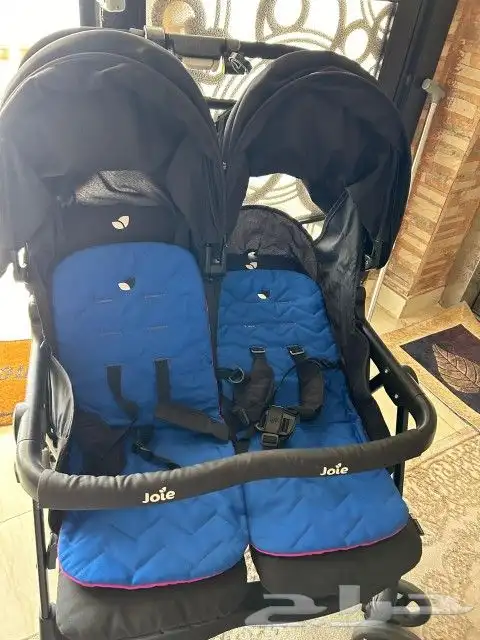 عربية اطفال نفرين مستخدمة بس نظيفة والبيع لاعلى سومة 0