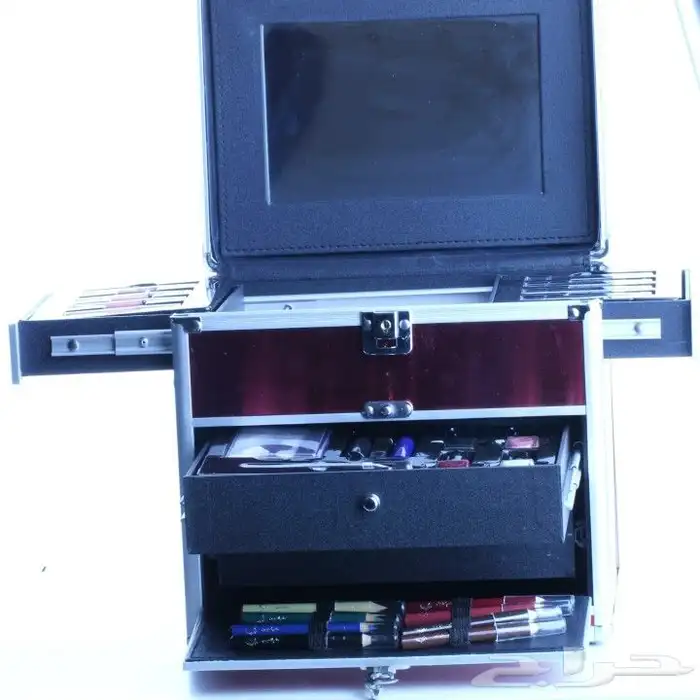 توزيعات للمناسبات  بوكسات هديه  اكتسورات جوال 25