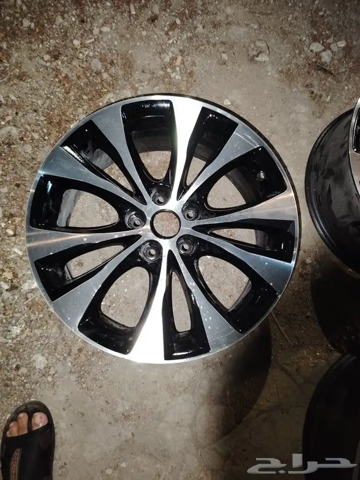 يوجد جنوط ازيرا 0