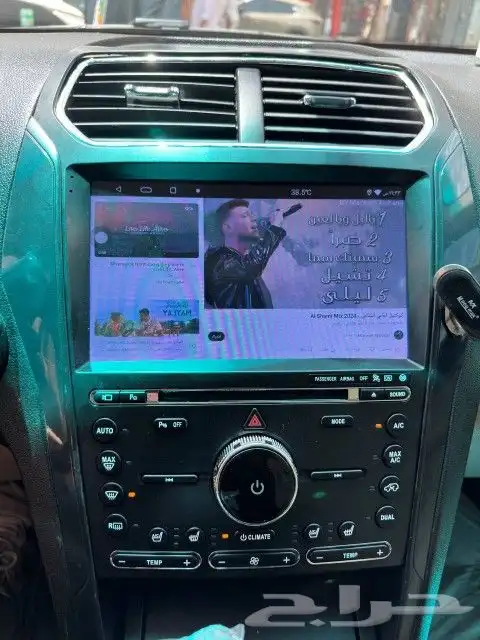 شاشه فورد اكس بلاور 2017 0