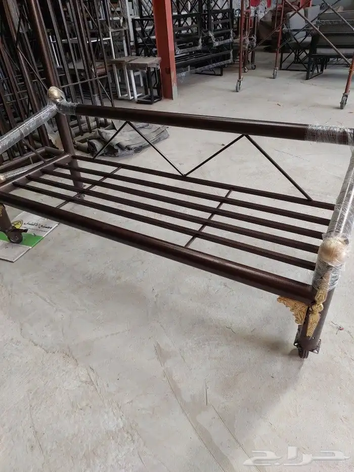 حمامات فيبر مظلات غنم وسيارات كراسي وطاولات 24